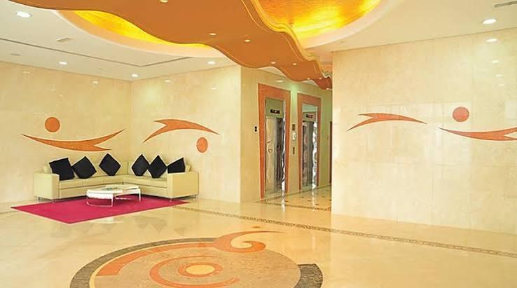 Dxb Tower: Lobby