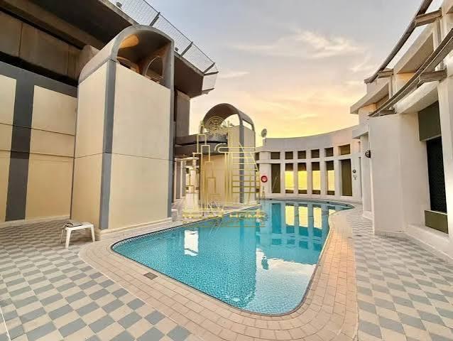 Al Meraikhi Tower: Pool