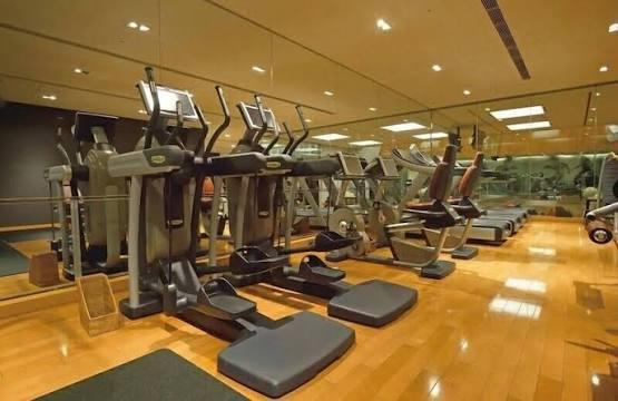 Lake City Tower: Gym