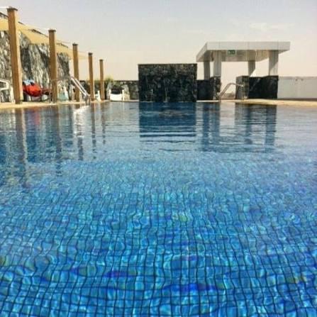 Manazel Building Al Barsha: Pool