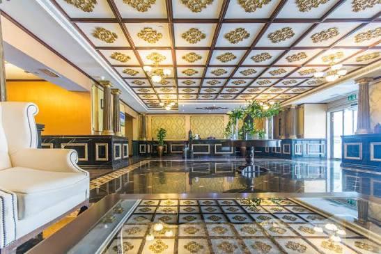 Princess Tower: Lobby