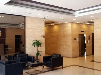 Emerald Residence: Lobby