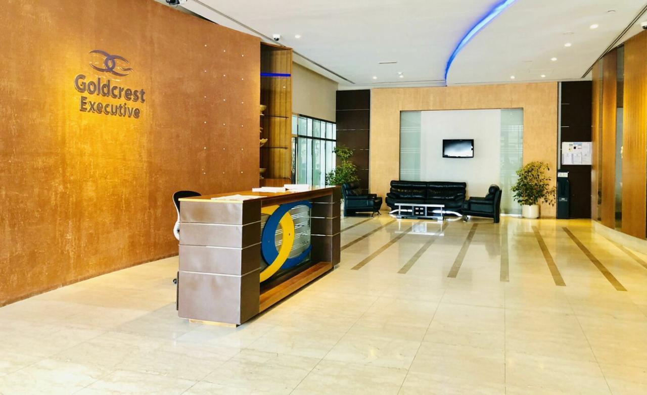 Goldcrest Executive Tower: Lobby