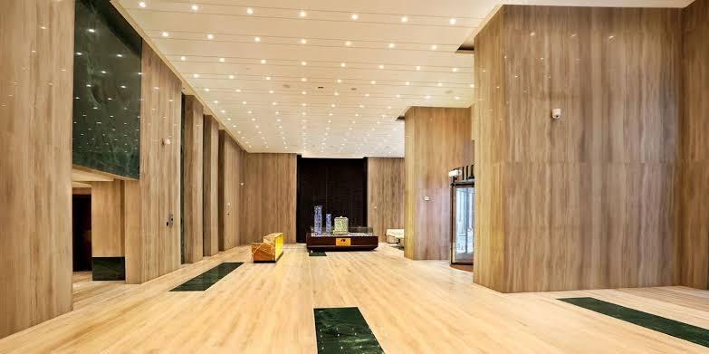Sheikha Noora Tower: Lobby