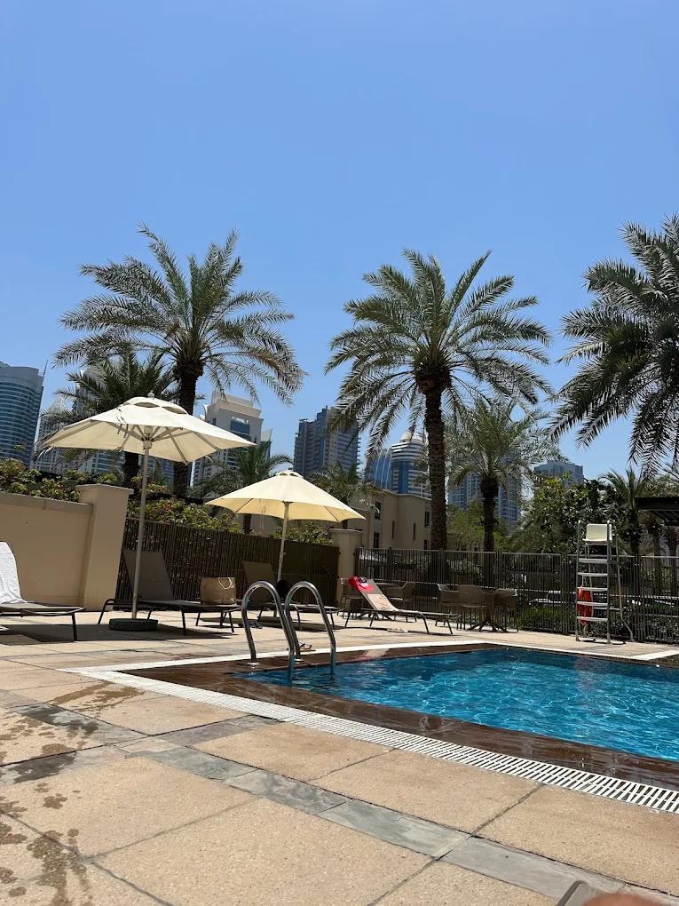 Anbar Tower: Pool