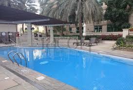 Al Mass Tower: Pool