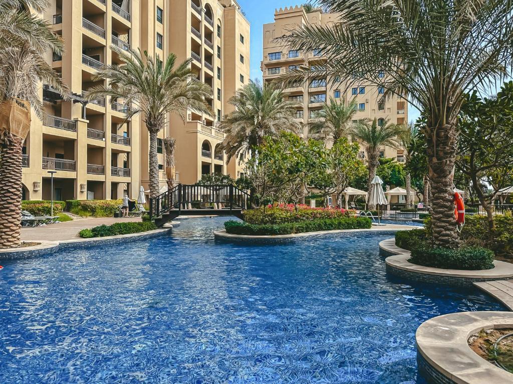 Fairmont Palm Residence: Pool