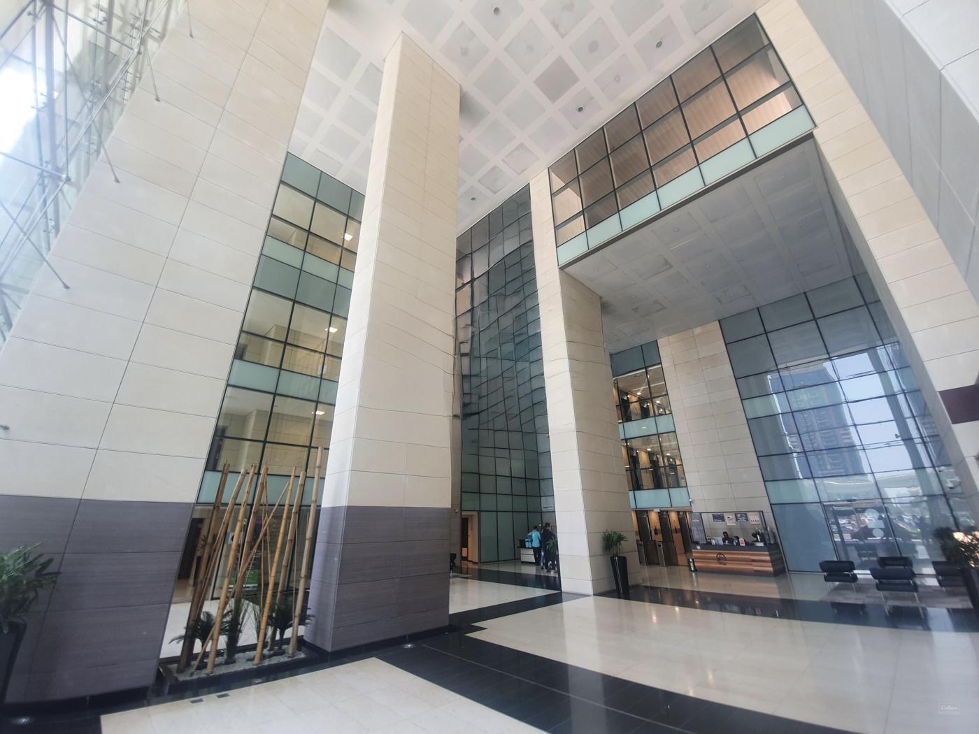 Liberty House: Lobby
