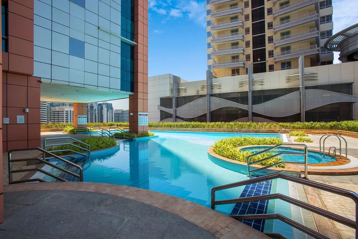 Dubai Jewel Tower: Pool