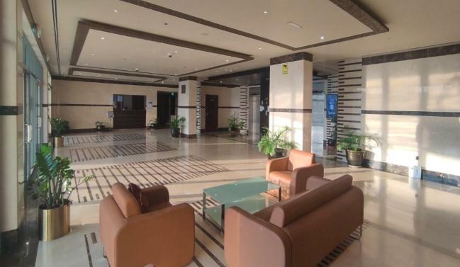 Bermuda Views: Lobby