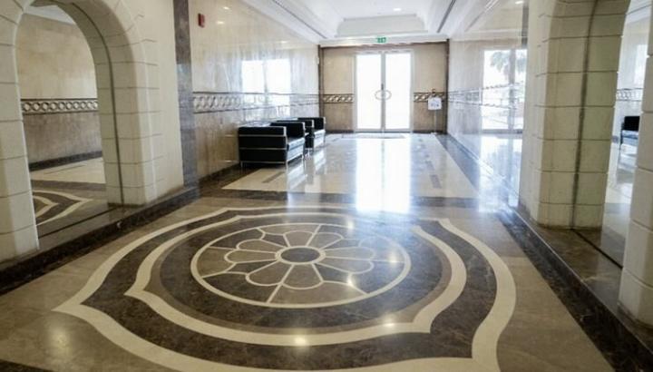 Mediterranean Tower: Lobby