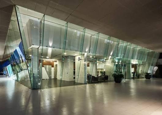 The Matrix: Lobby