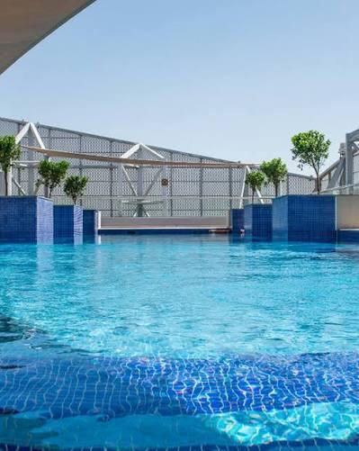 The Matrix: Pool