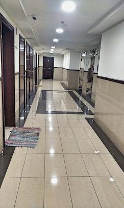 Cricket Tower: Lobby