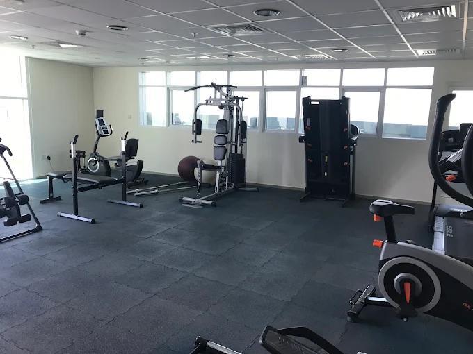 Uniestate Sports Tower: Gym