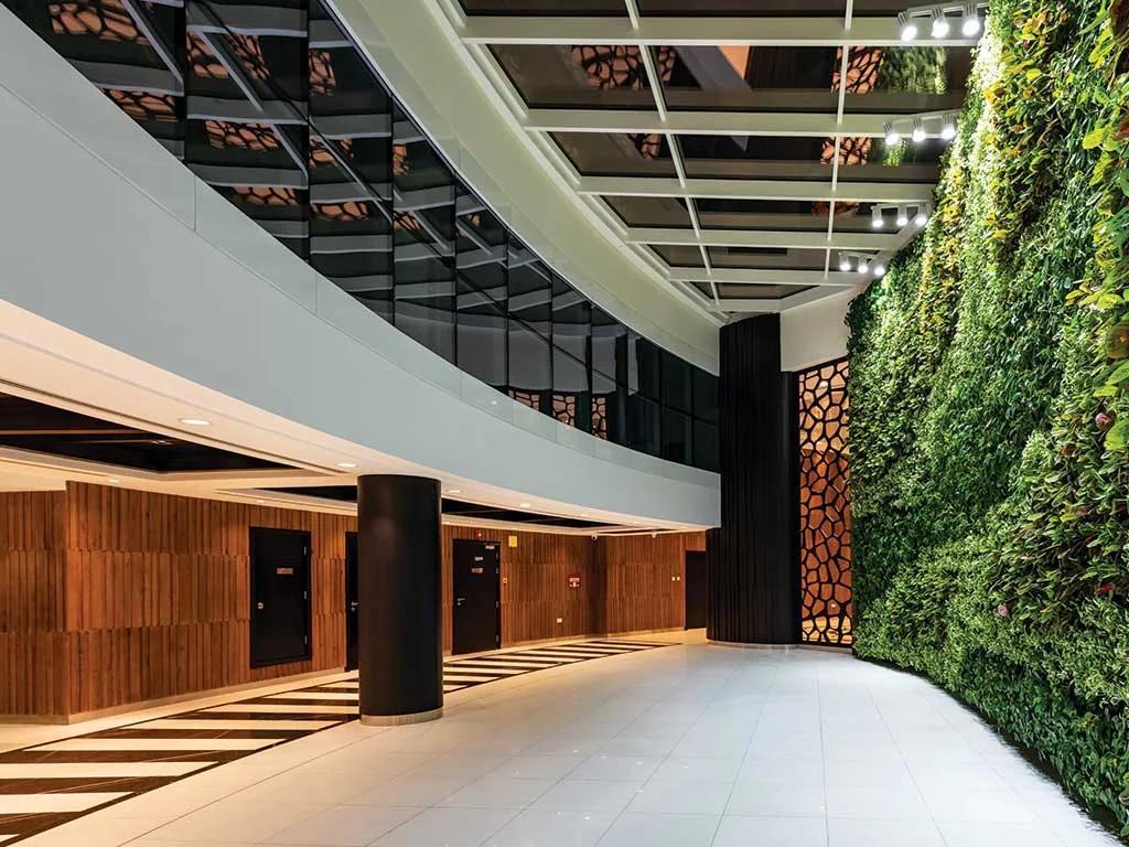 MM Towers: Lobby