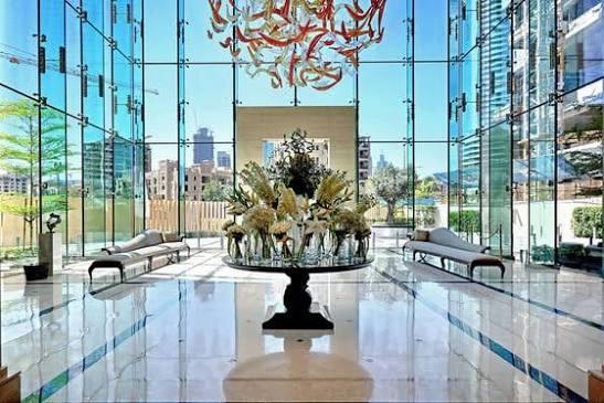 The 118: Lobby