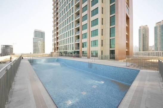 ENI Coral Tower: Pool