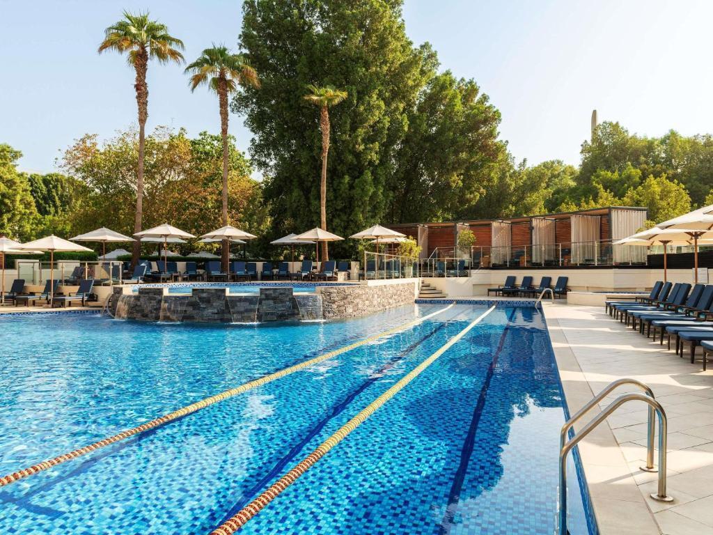 Creekside: Pool
