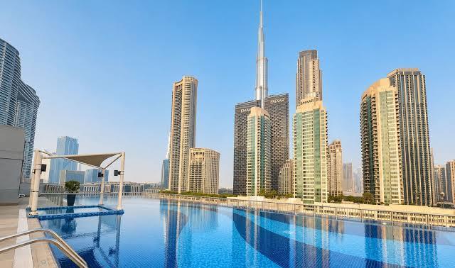 JAM Tower: Pool