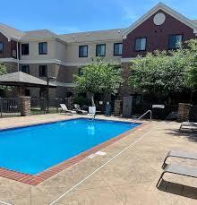 Staybridge Suites: Pool