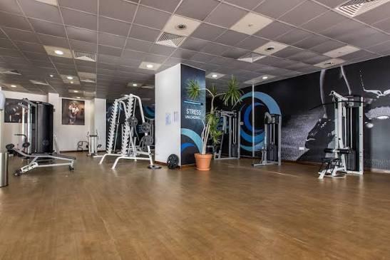 Dorra Bay: Gym