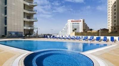 Dorra Bay: Pool