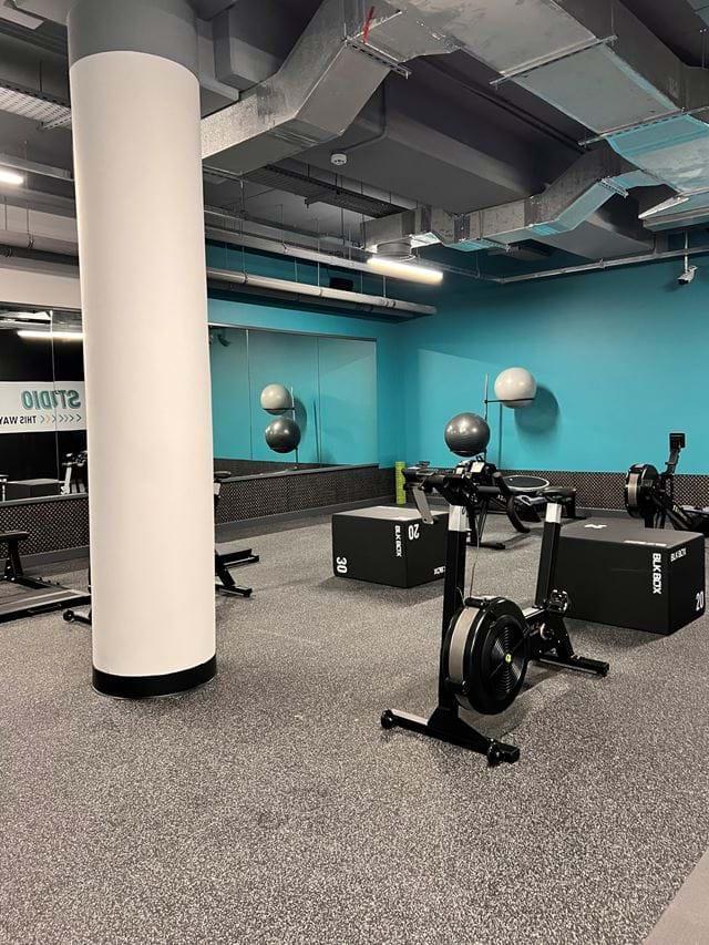 Daoud Abdulrahman Building: Gym